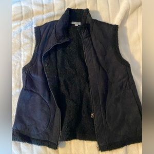 Black Sherpa vest